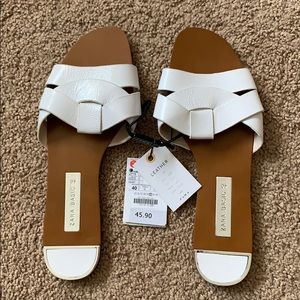 Zara women’s white sandals size 40 US 9